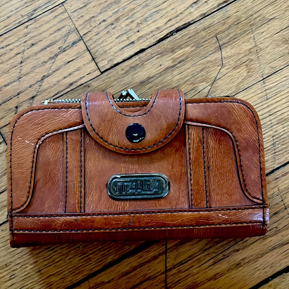Leather vintage wallet with mirror